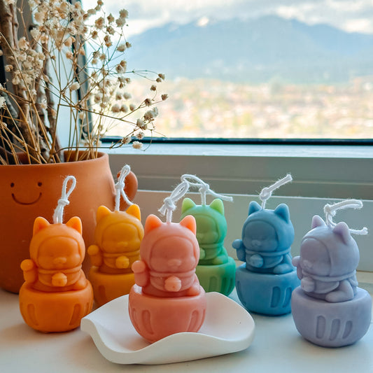 Maneki-Neko (Lucky Cat) Candle